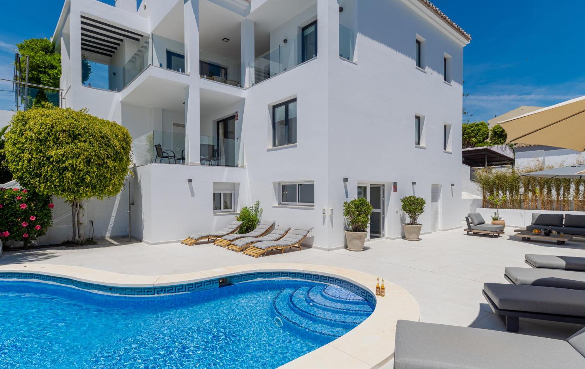 Wonderful Near With Mediterranean Views Marbella