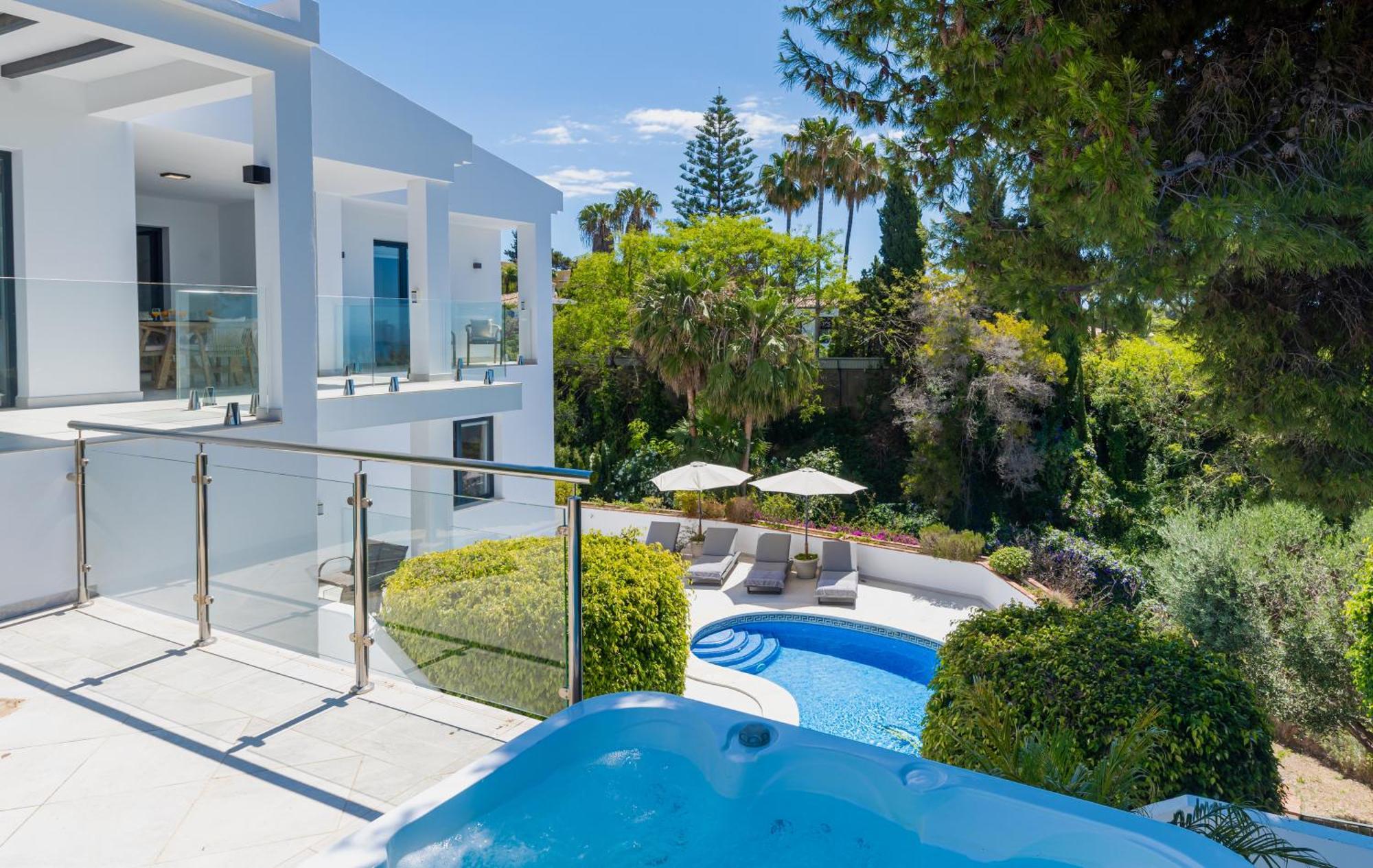 Holiday home Wonderful Near With Mediterranean Views