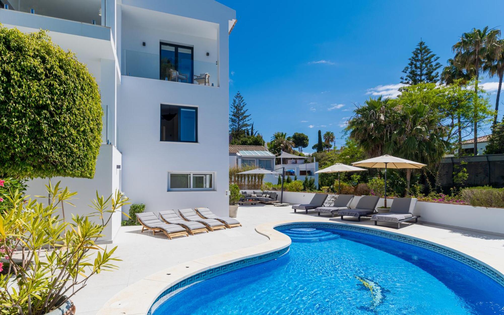 Wonderful Near With Mediterranean Views Marbella